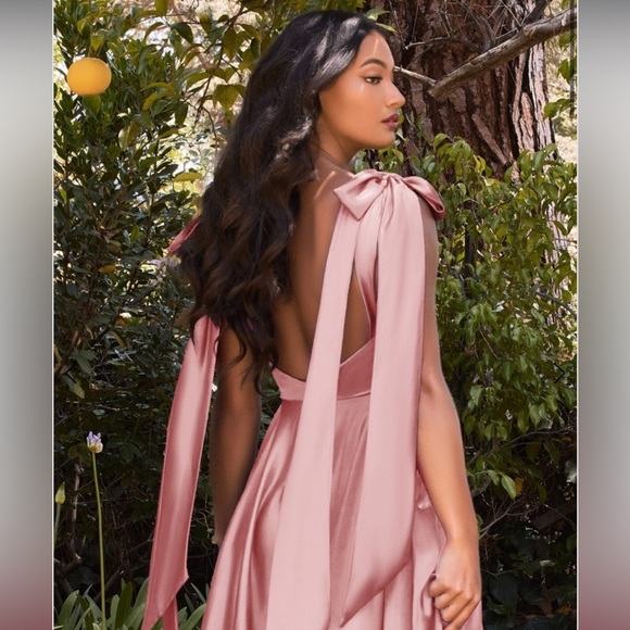 CINDERELLA DIVINE 7490 Sleeveless A-Line Satin Evening Dress Red Size 10 Prom - Picture 3 of 11